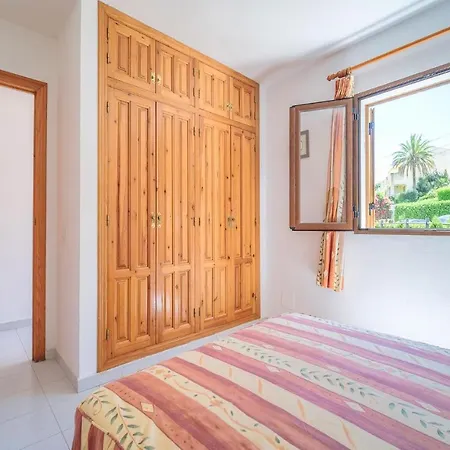 Apartmán 1 Bedroom Lovely In